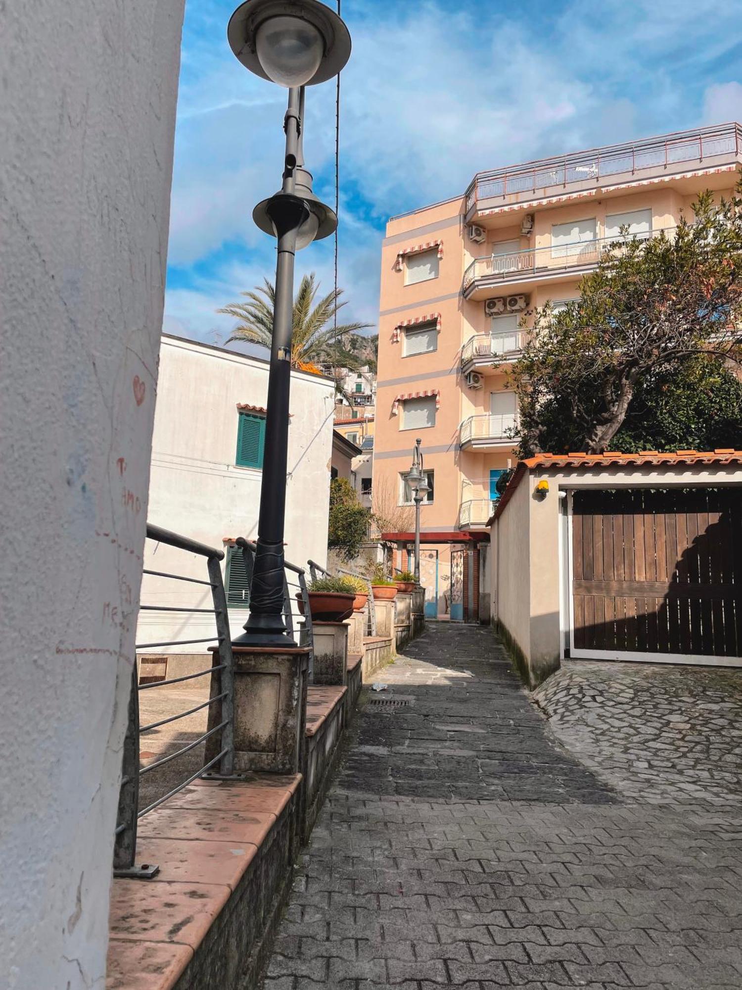 Putechella'S Apartments Maiori Εξωτερικό φωτογραφία