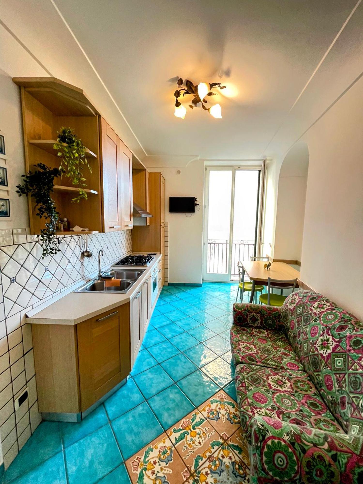 Putechella'S Apartments Maiori Εξωτερικό φωτογραφία